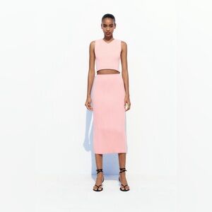Zara NWOT Ribbed Knit Midi Skirt & NWT Crop top set Size Small